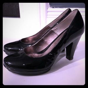 Söfft Patent Leather Platform Pumps 8 1/2 ❤️